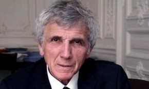 S.E M. l'Ambassadeur Bernard LECLERC est rentré de Centrafique S.E M. l'Ambassadeur Bernard LECLERC est rentré de Centrafique